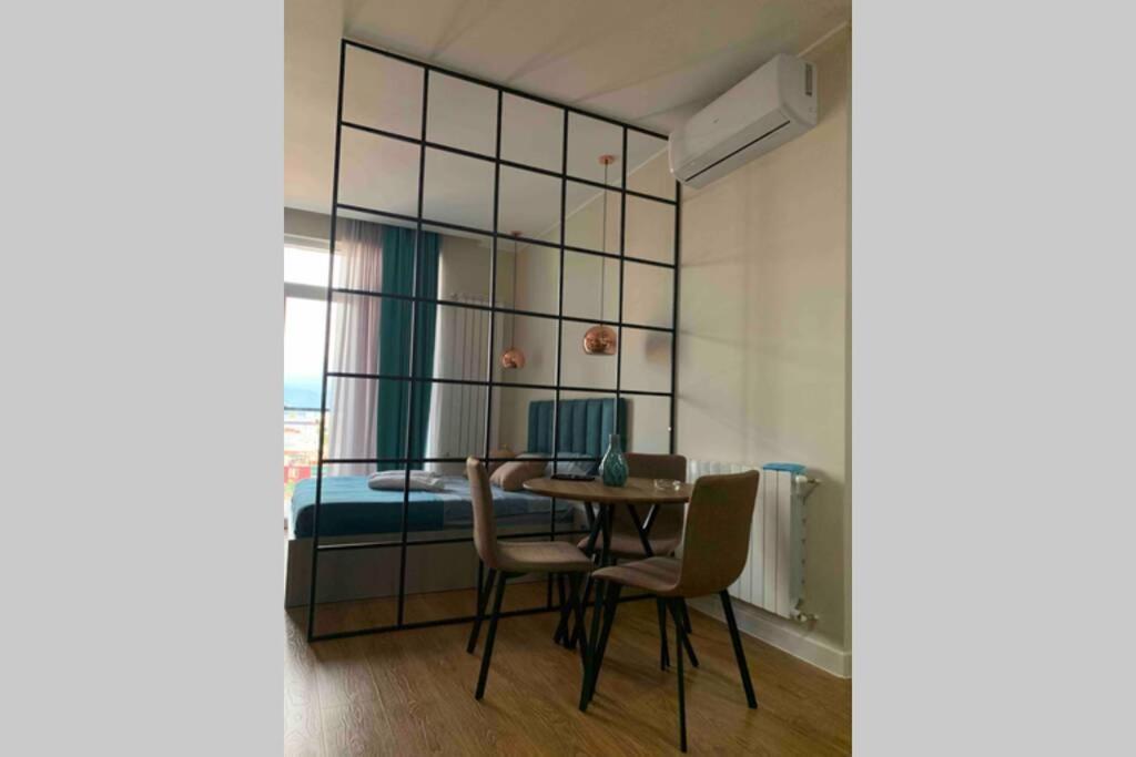 Geverse Apartment Batumi Exterior photo